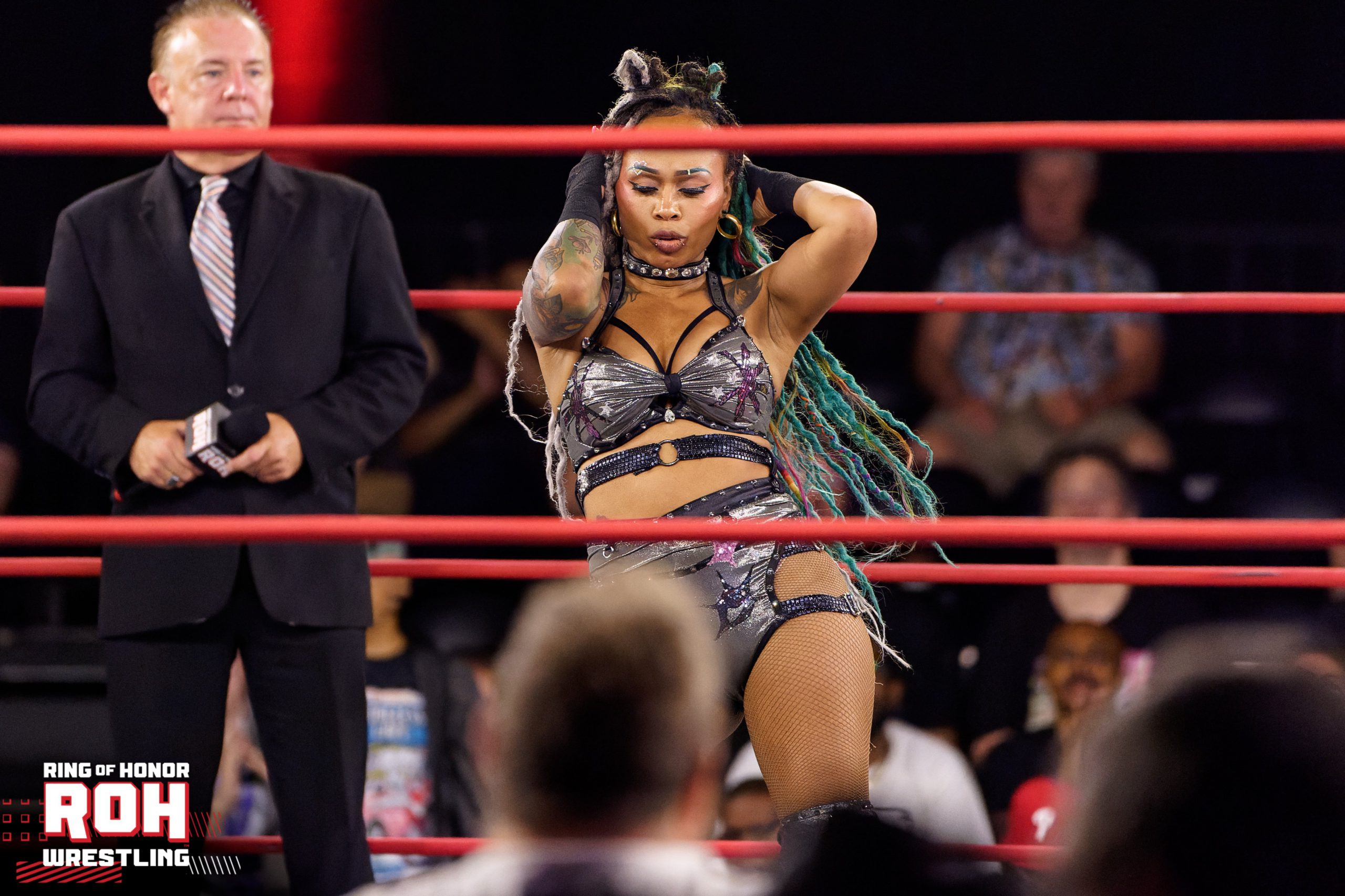 Lacey Lane Appears in ROH!